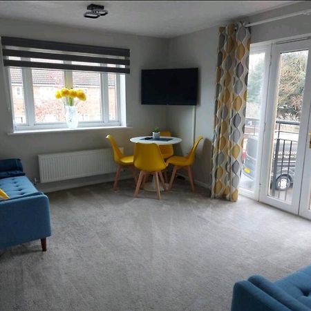 2 Bedroom Apartment Exhall 外观 照片