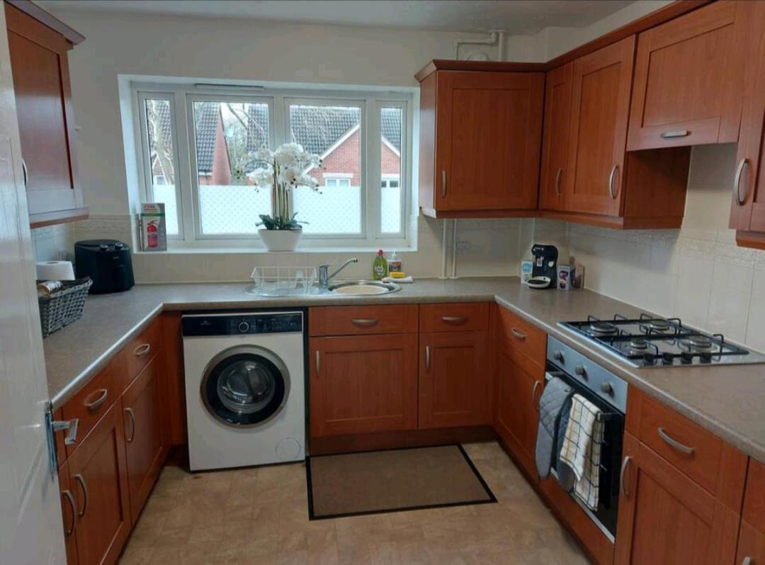 2 Bedroom Apartment Exhall 外观 照片